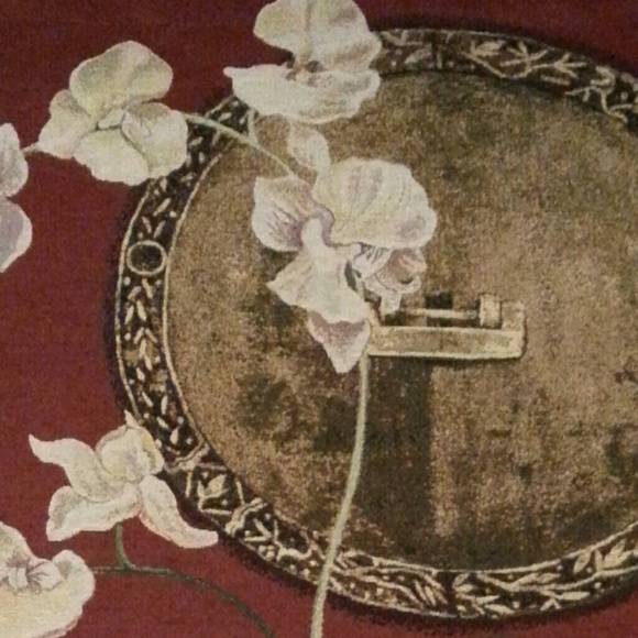Janet Tava/Art In Motion Gold Medallion